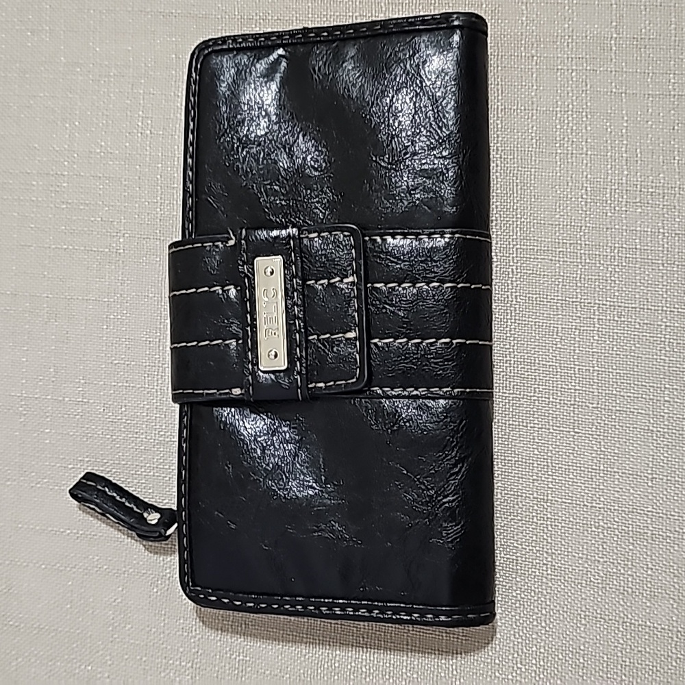Relic Wallet - Picture 4 of 10